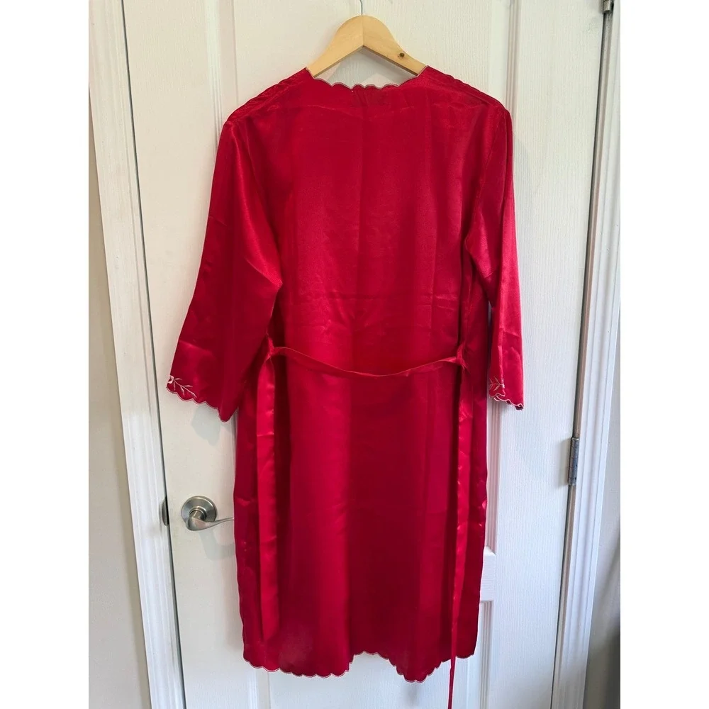 Vintage 100% Silk Peignoir Set Robe Nightgown Embroidered Red Floral Large